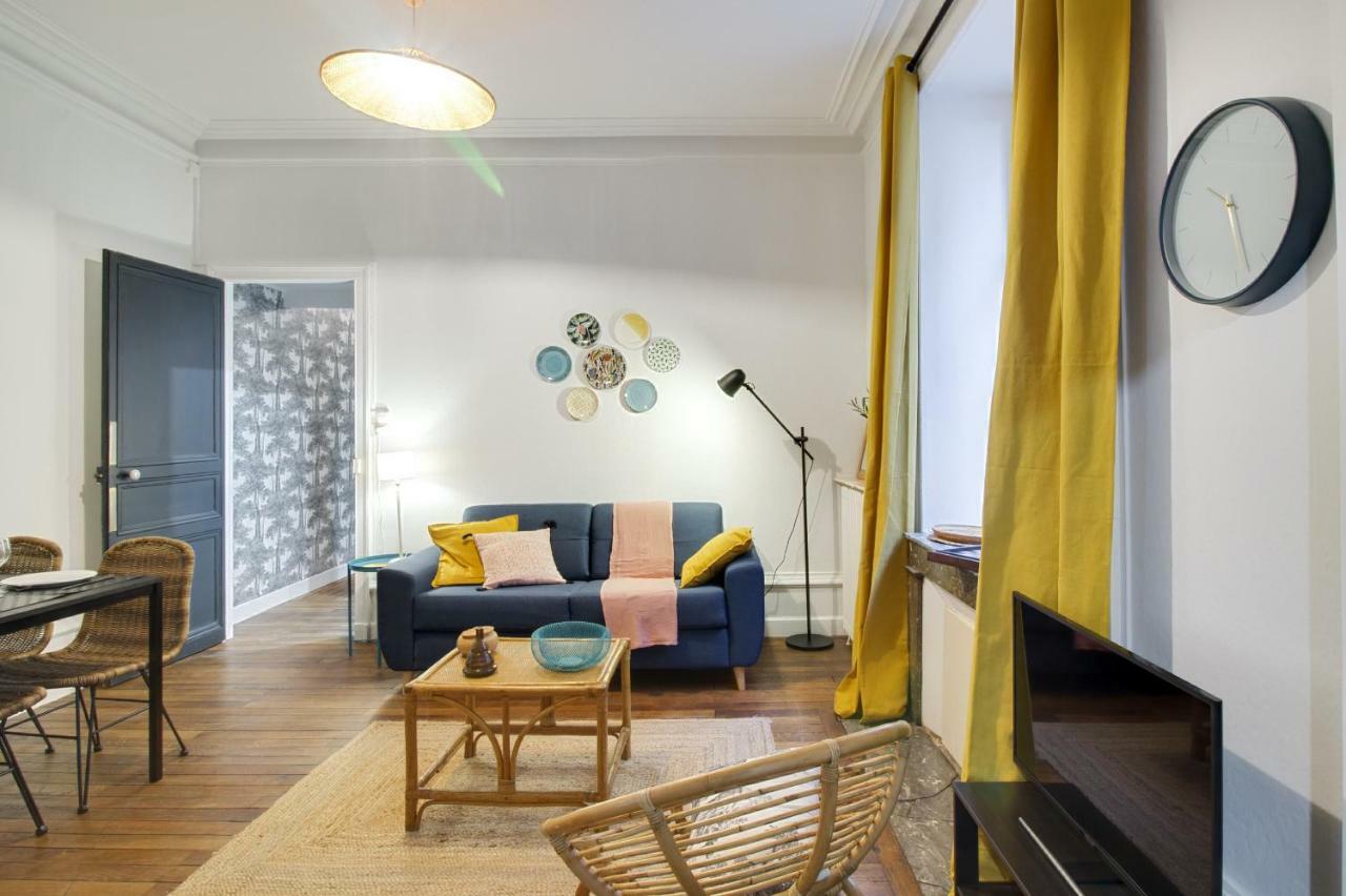Sous Le Cedre - Au Coeur De Nantes Apartment Exterior photo